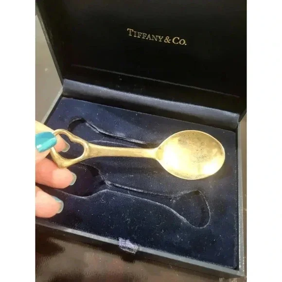 RARE Vintage Tiffany & Co Elsa Peretti Sterling Silver Open Heart Baby S… - Picture 6 of 8